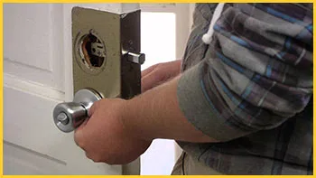 Exclusive Locksmith Service Holmes, PA 484-243-0048 - 13-lock-replace