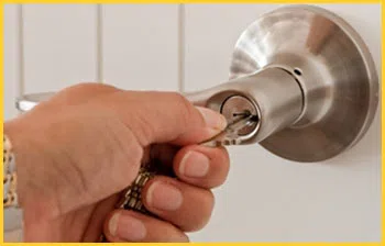 Exclusive Locksmith Service Holmes, PA 484-243-0048 - 16-emergency-unlock